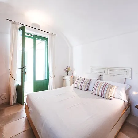 Helloapulia - Trulli Li Cridd * Ceglie Messapica