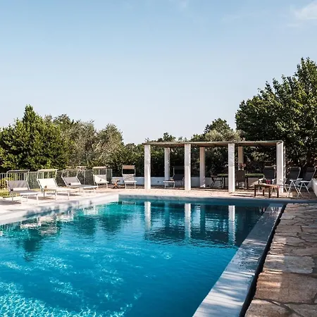 Helloapulia - Trulli Li Cridd